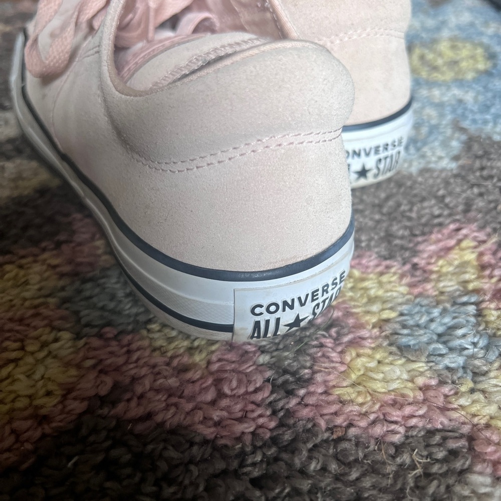 Pink size 9 Converse Shoes